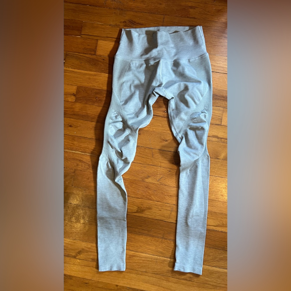 Alphalete leggings